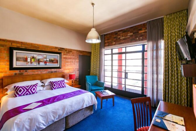Silvercloudtravels Cape Town Lodge Hotel 4 e1640352316845